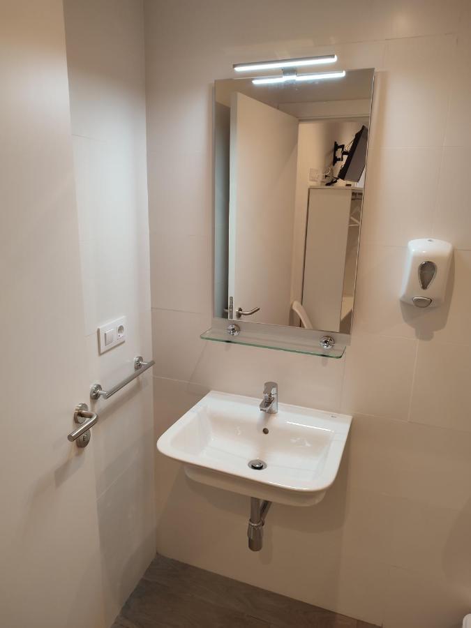 Pension Sp 55 By Bossh! Hotels Santiago de Compostella Buitenkant foto